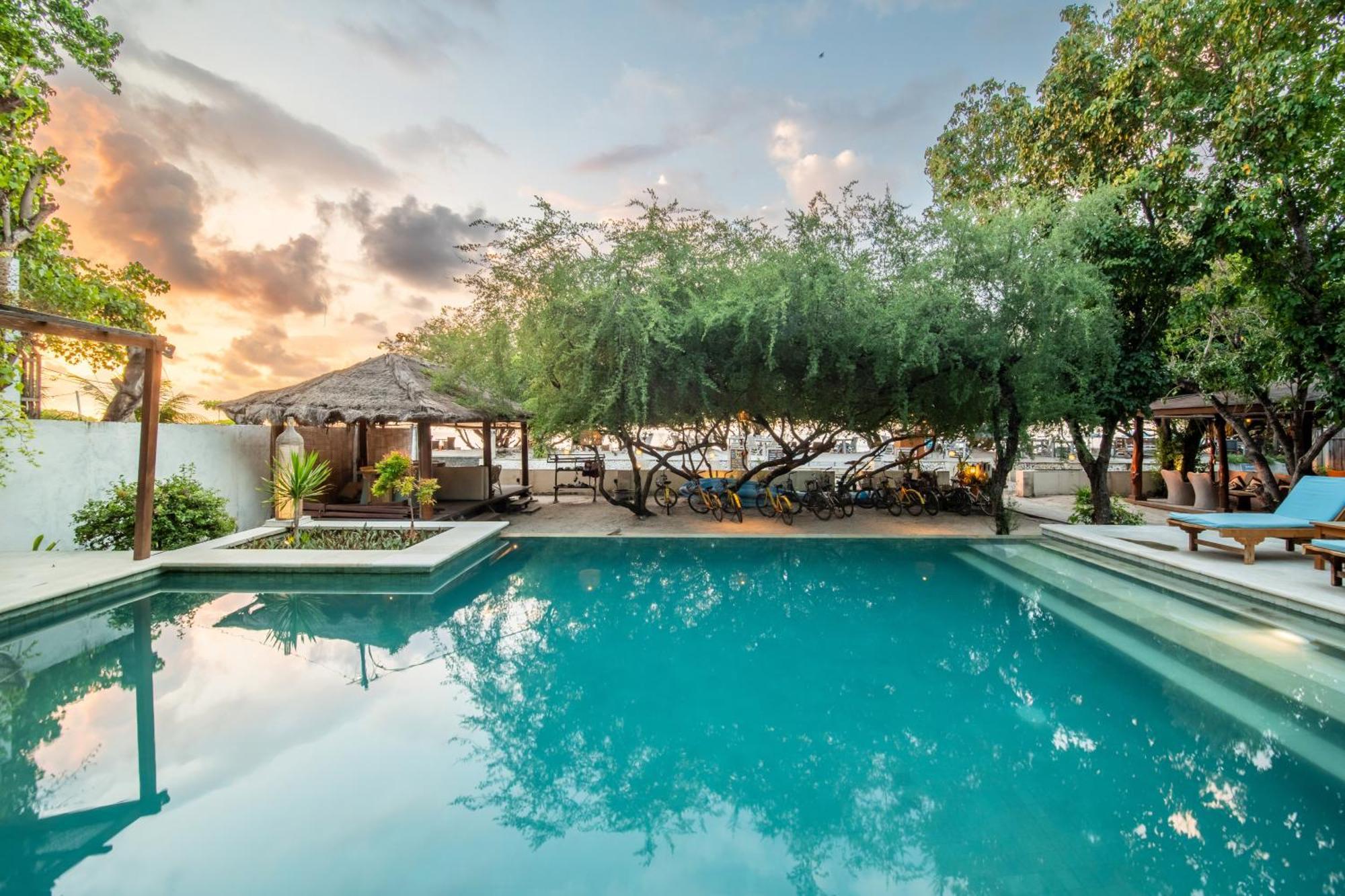 วิลสัน รีทรีต Hotel กีลีตราวางัน ภายนอก รูปภาพ